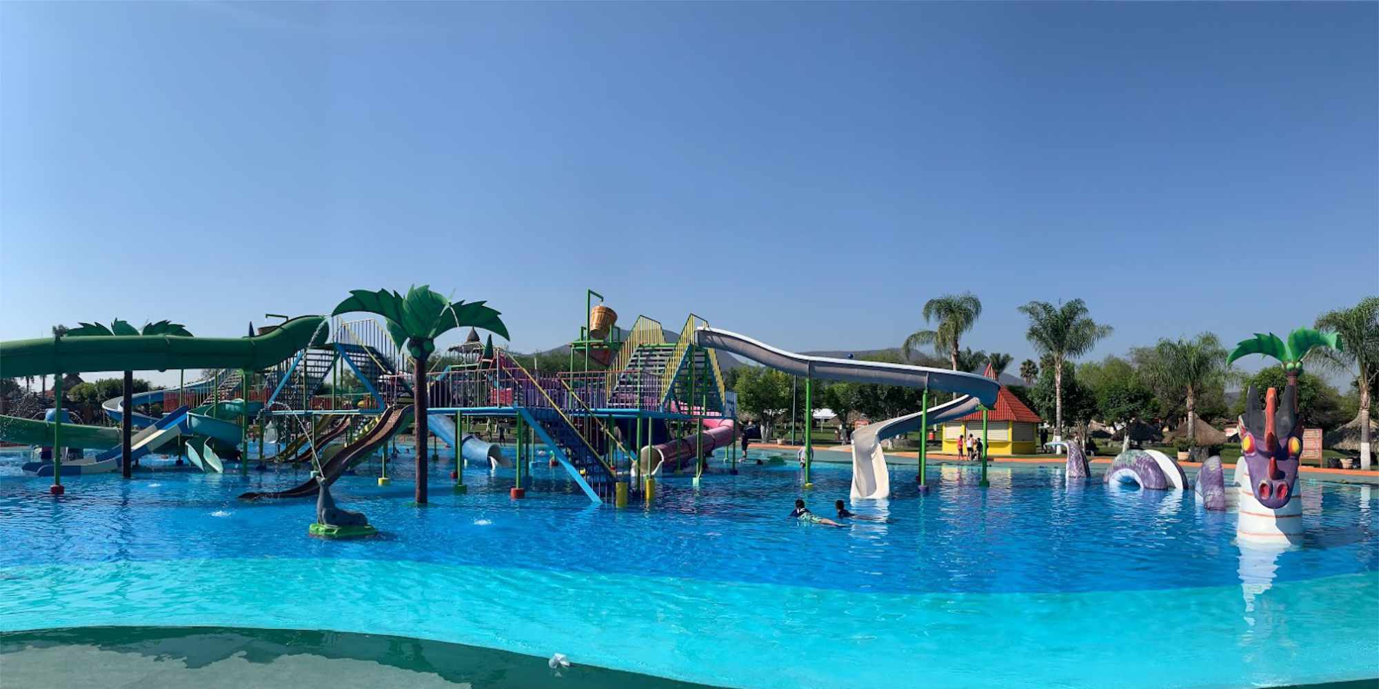 Isla Ventura — Parque Acuático Dios Padre